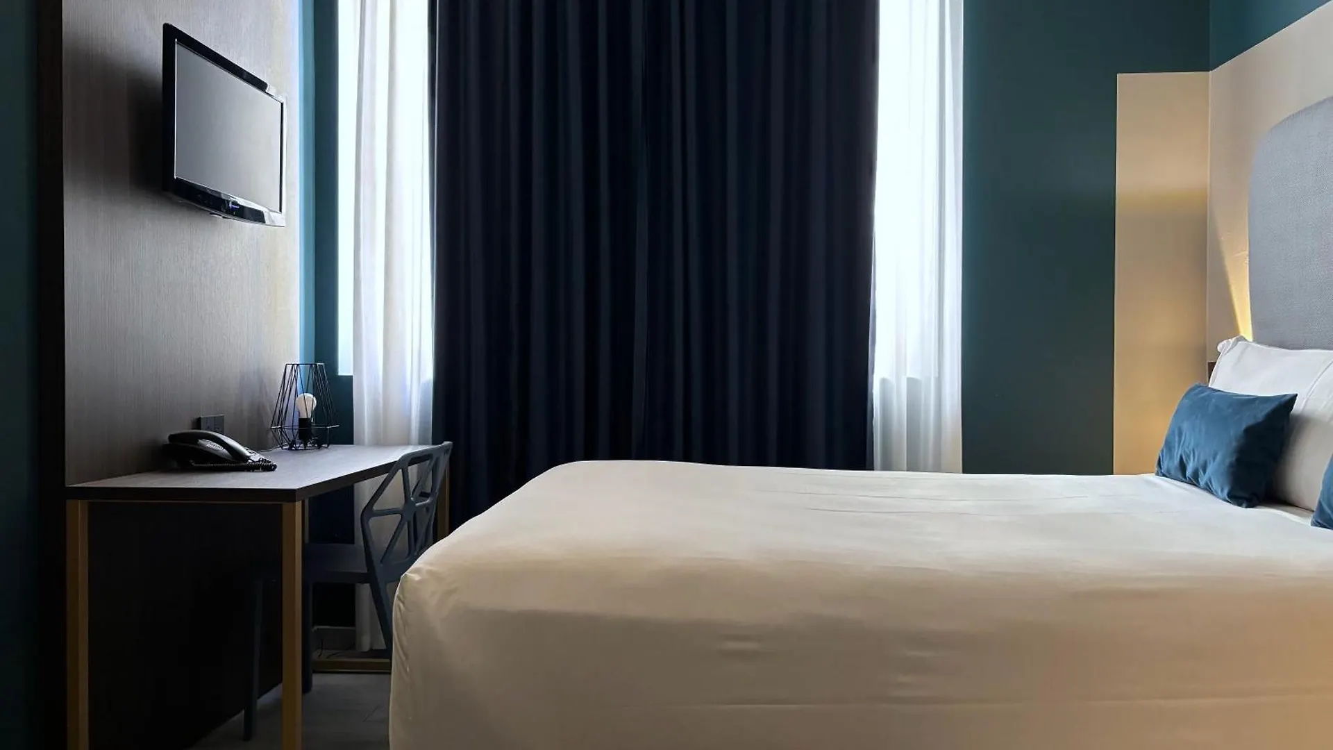 Av Hotel Milano