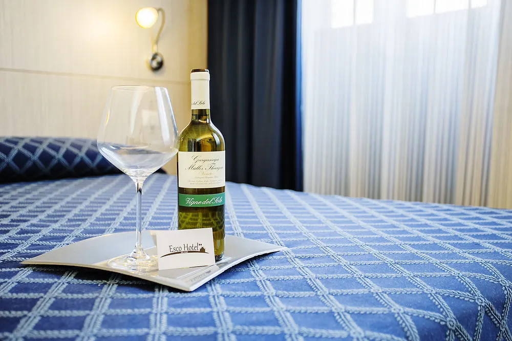 **  Av Hotel Milano Италия