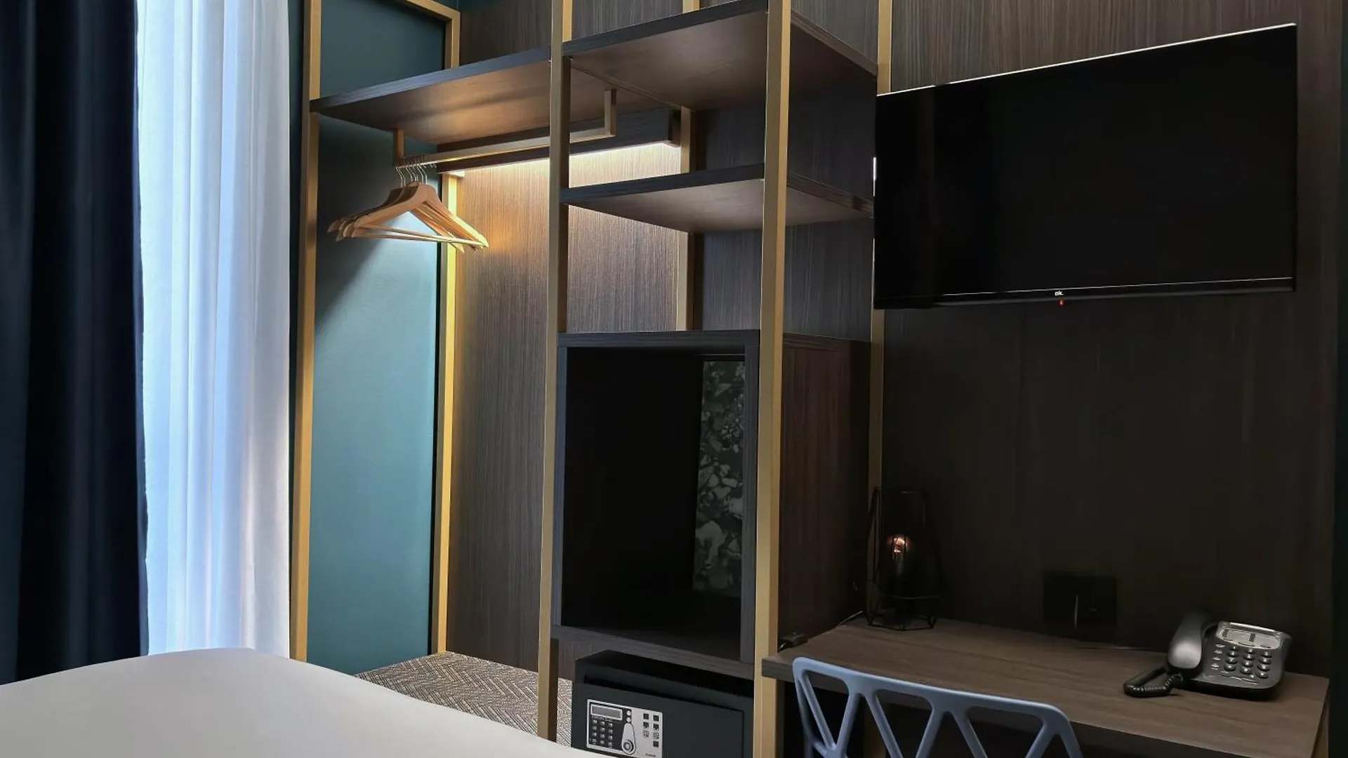 Av Hotel Milano Milan